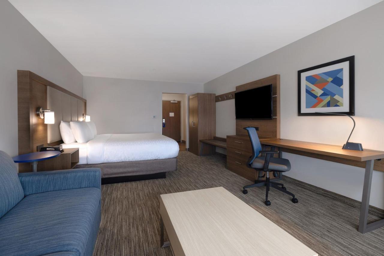 Holiday Inn Express & Suites - Grand Rapids South - Wyoming By Ihg Exterior photo