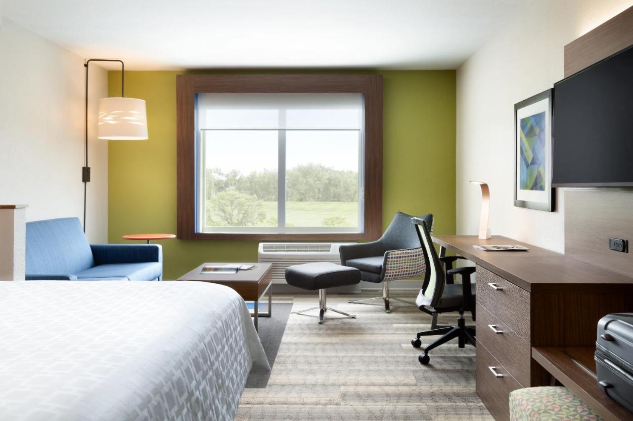 Holiday Inn Express & Suites - Grand Rapids South - Wyoming By Ihg Exterior photo