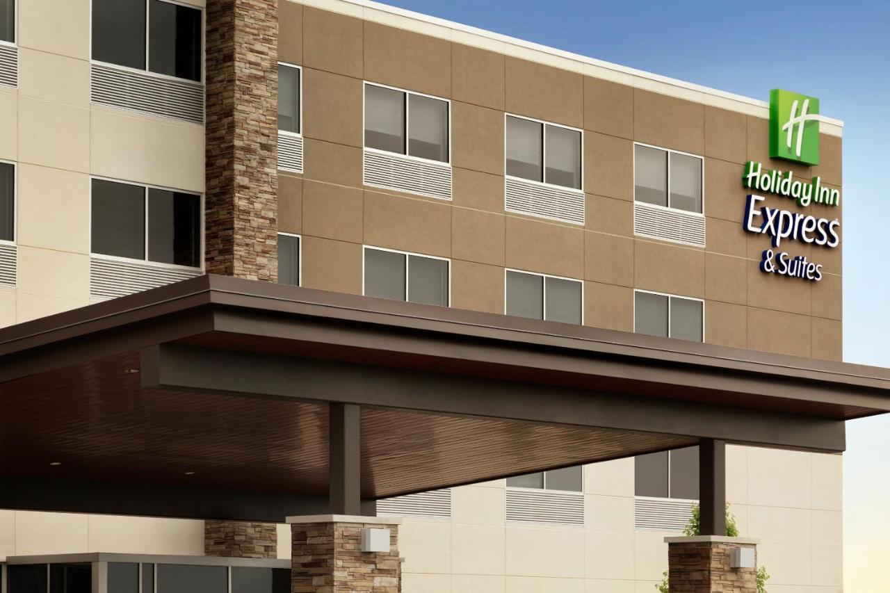 Holiday Inn Express & Suites - Grand Rapids South - Wyoming By Ihg Exterior photo